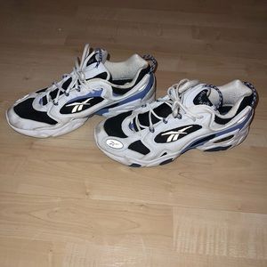 Vintage Reebok Ultralite Size 9.5 (W)